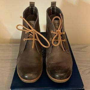 Sperry Harlow Graphite sz 8